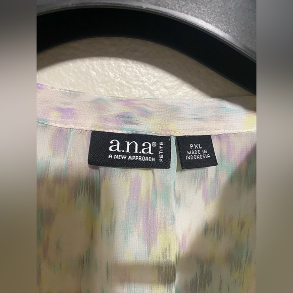 A.n.a 3/4 Sleeve Pastel colored Blouse- size xl(p) - Picture 9 of 11